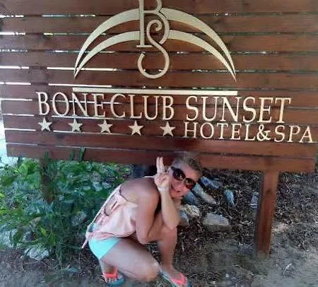 Bone Club Sunset 5* סייד